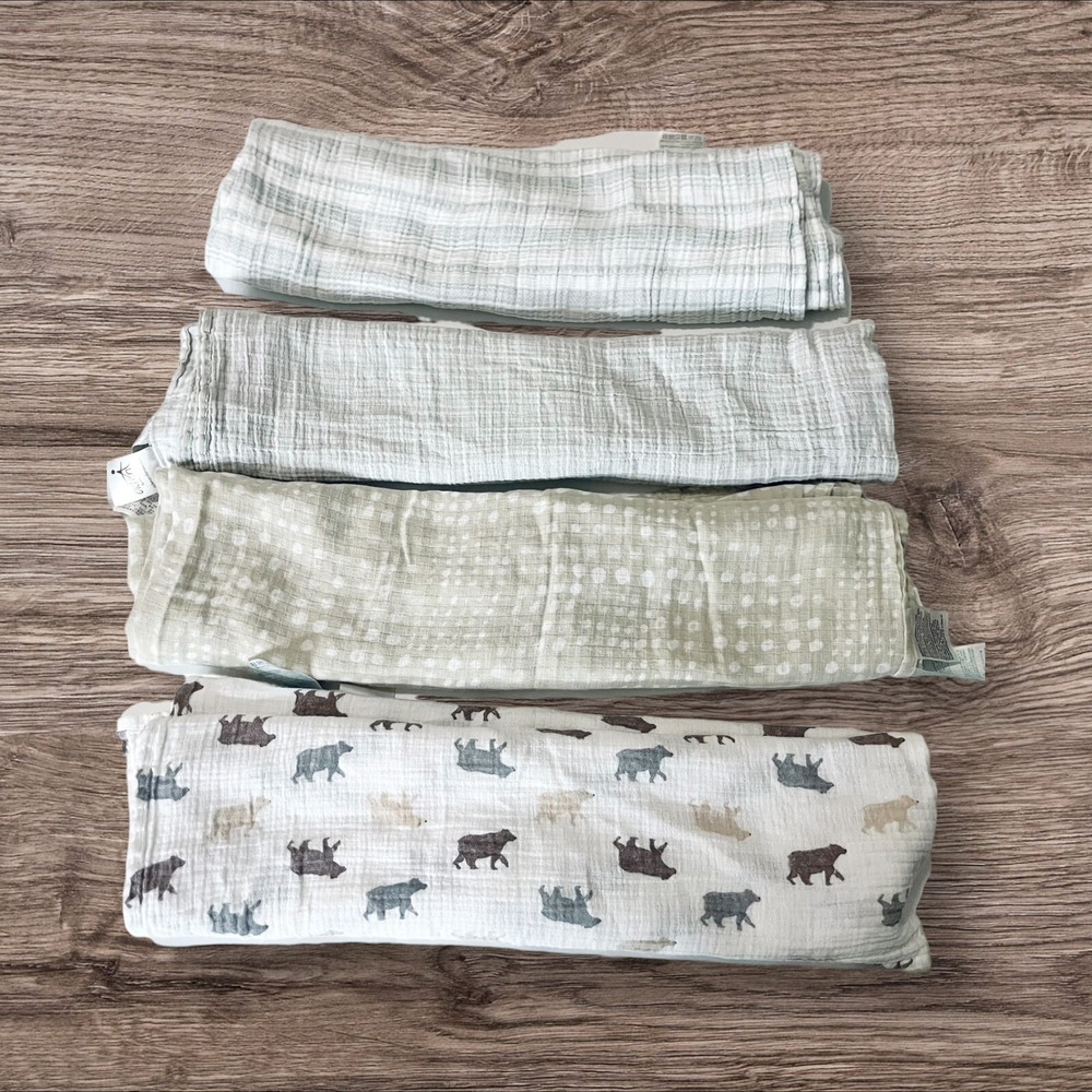 Aden + Anais Swaddle Blanket Leaves/Wildlife/Spots/Grey / Stripes‎ Lot of 4 EUC